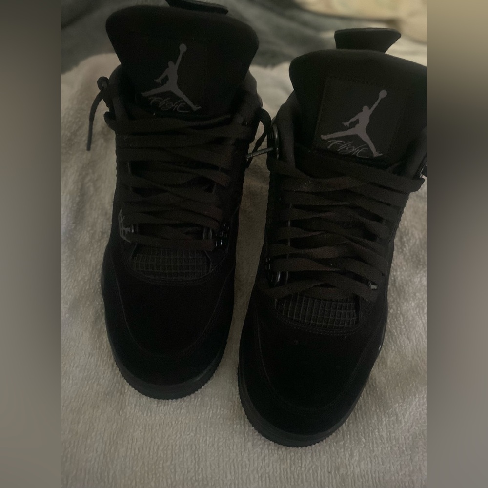 Black Cat 4’s